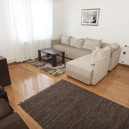 Rubin Apartment Dordegol